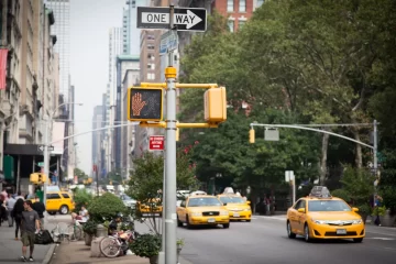 Un taxi atropella a por lo menos seis peatones en Nueva York el día de Navidad