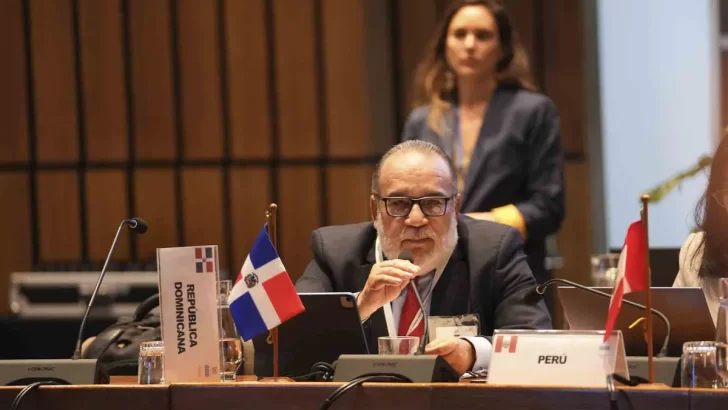 También renuncia el viceministro de Planificación de Economía, Jefrey Lizardo Ortiz También renuncia el viceministro de Planificación de Economía, Jefrey Lizardo Ortiz