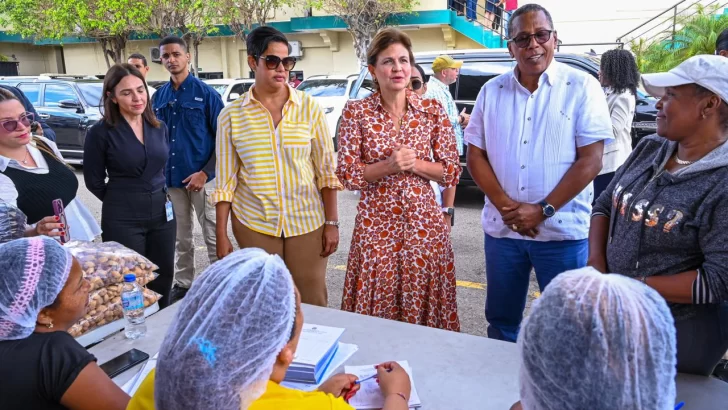 Comedores Económicos distribuyen más de 32 mil raciones alimenticias