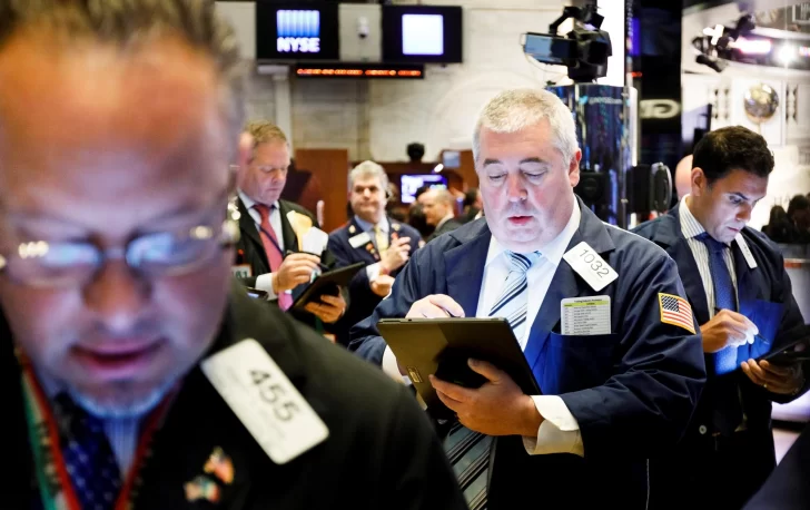 Wall Street cierra en rojo, con la mirada en la inflación