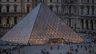 El Louvre alerta de sus malas condiciones que ponen en peligro sus obras