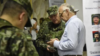 Colombia inició la ofensiva militar contra guerrilleros en la frontera con Venezuela