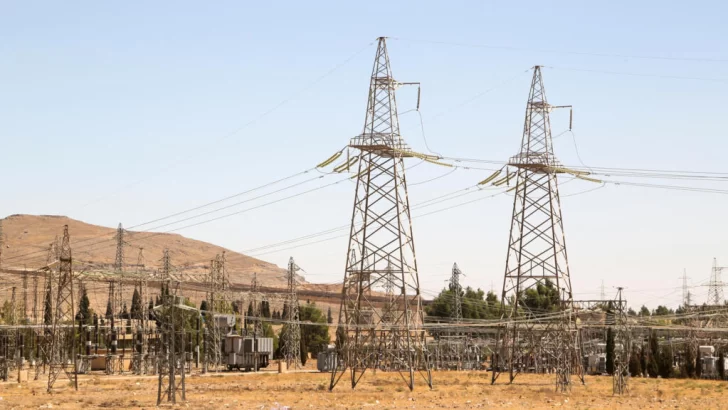 En Siria, el retorno de la electricidad es una prioridad para el nuevo gobierno