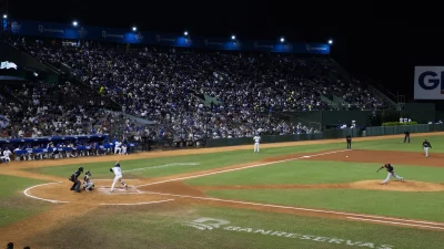 Tigres del Licey ganan a los Leones del Escogido y empatan 2-2 la serie final