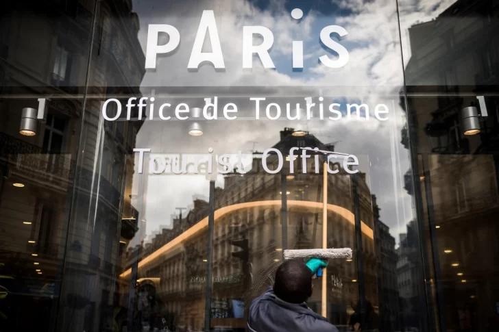 La última Oficina de Turismo de París cierra sus puertas, ahora todo será digital