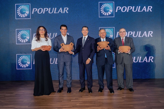 Banco Popular promueve cultura dominicana en su cena de gala en Fitur