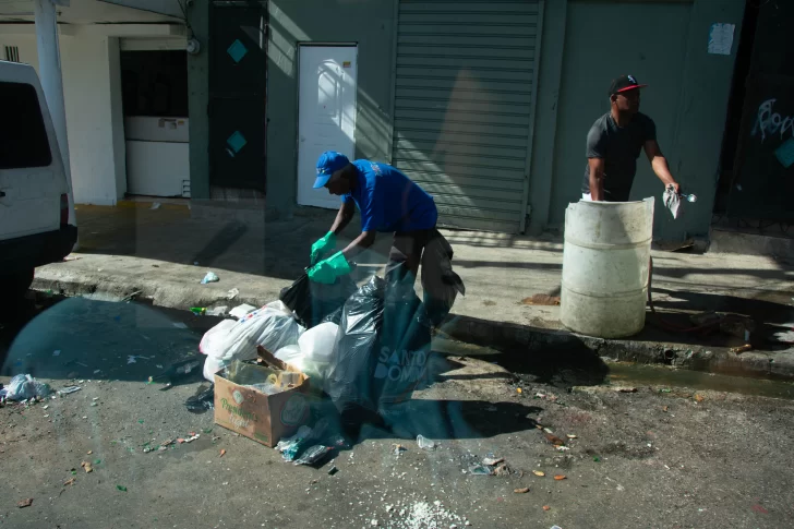 Poca basura en las calles del Distrito Nacional tras asueto de Año Nuevo