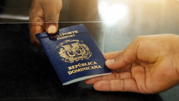 En agosto se comenzará a emitir el pasaporte electrónico