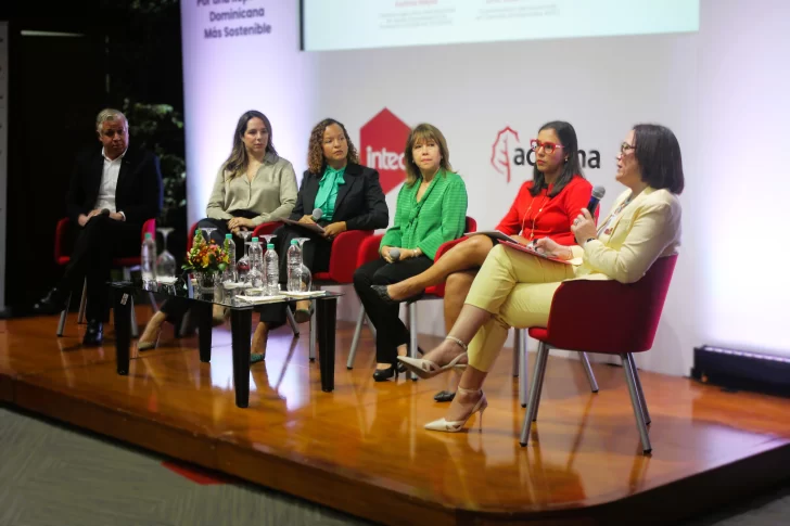 Foro en Intec analiza creciente vulnerabilidad climática en República Dominicana