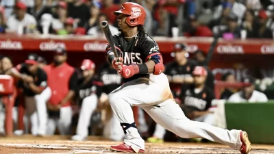 Los Leones blanquean a los Tigres y ponen la serie final 2-1 a su favor