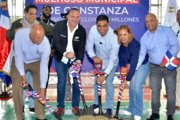 Ministro de Deportes inicia remodelación del multiuso de Constanza