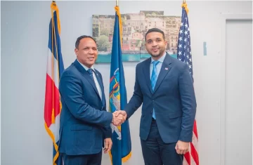 Ministro de la Juventud dominicano se reúne con asambleísta de Nueva York