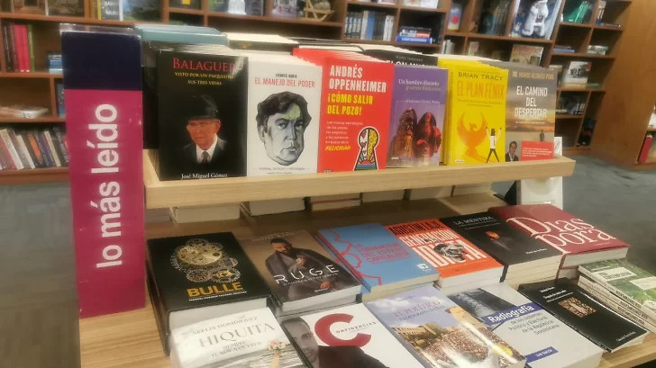 El libro dominicano en primer plano, autores, personajes y actividades literarias