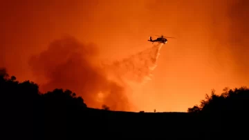 Trump tacha de 'incompetentes' a las autoridades de California por la gestión de los incendios