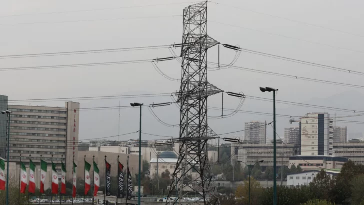 Nuevos cierres de lugares públicos en Irán ante la escasez de electricidad