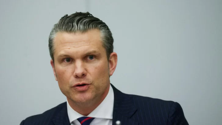 Volver a las fronteras de Ucrania previas a 2014 es poco realista: Pete Hegseth, secretario de Defensa de EE. UU.