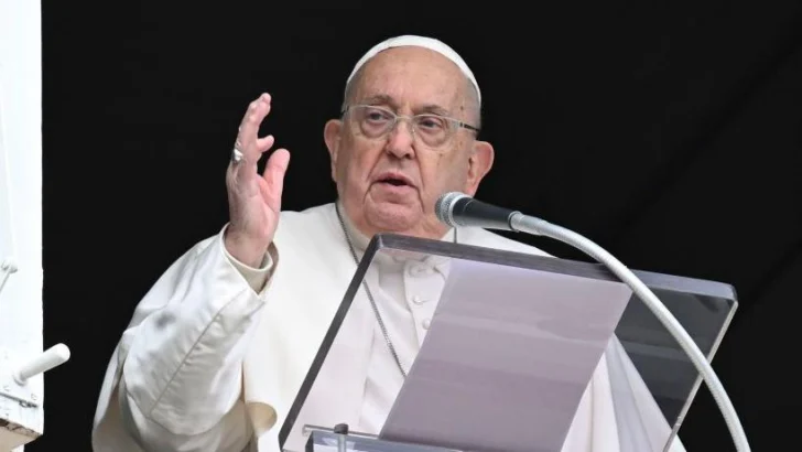 El estado de salud del papa Francisco empeora tras sufrir un 'ataque aislado de broncoespasmo', según el Vaticano