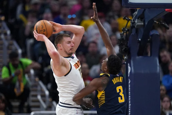 Los Thunder se derriten ante los Wolves y Jokic bate su récord de asistencias