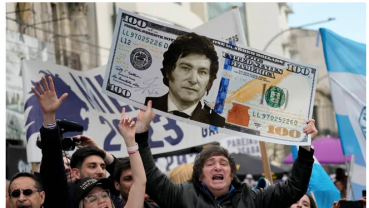 Argentina va a las urnas con una economía de 'bolsillos flacos' y bajo tensión financiera Argentina va a las urnas con una economía de 'bolsillos flacos' y bajo tensión financiera