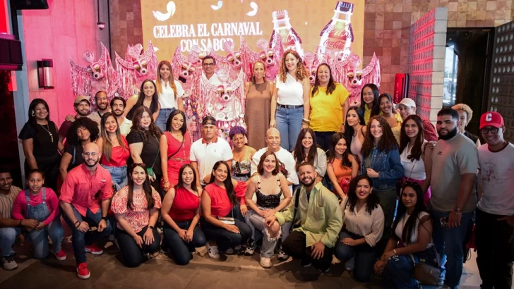 Coca-Cola celebra la cultura dominicana con su apoyo al Carnaval Vegano 2025 Coca-Cola celebra la cultura dominicana con su apoyo al Carnaval Vegano 2025