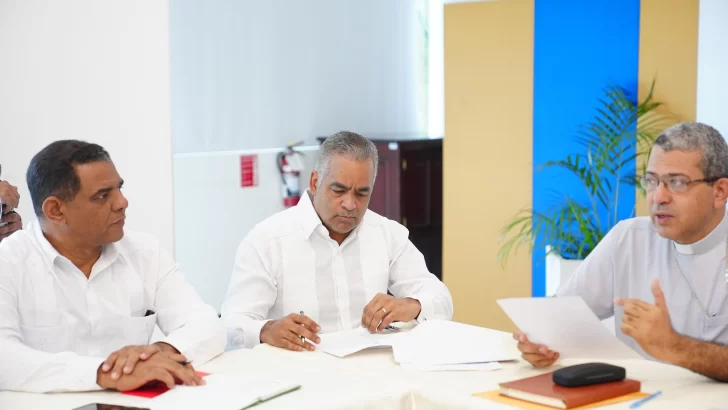 Gobierno insta al consenso en cuarto diálogo sobre reasentamiento en Cotuí Gobierno insta al consenso en cuarto diálogo sobre reasentamiento en Cotuí