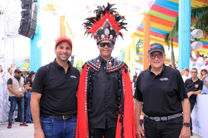 Félix Sánchez: Rey Momo del Carnaval de Punta Cana 2025