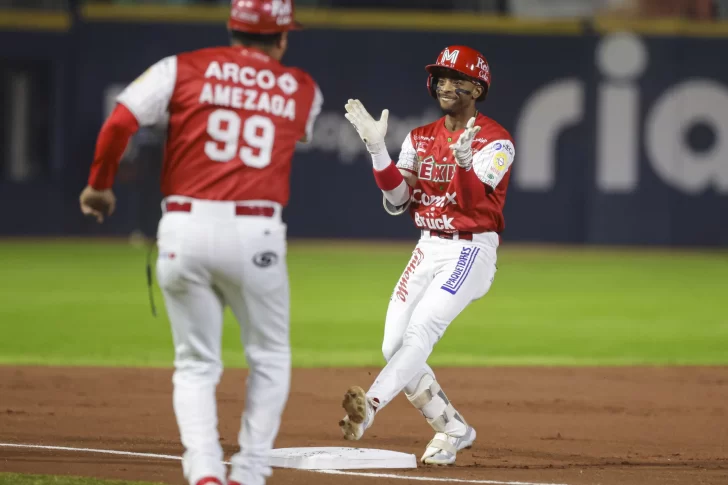 Los Charros blanquean a los Leones y avanzan a las semifinales