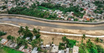 Abinader inaugura muros de gaviones en el río Duey en Higüey