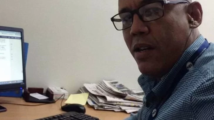 Johnny Arrendel pide perdón por noticia falsa que acusaba a periodistas de ser agentes pagados por USAID