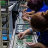 La mujer avanza en puestos dominados por hombres en la manufactura local, pero aún hay desafíos