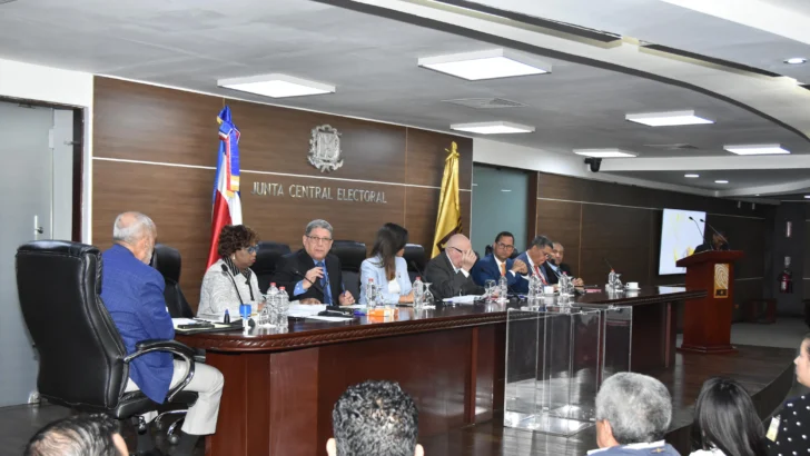 JCE da apertura a la licitación para impresión de la nueva cédula