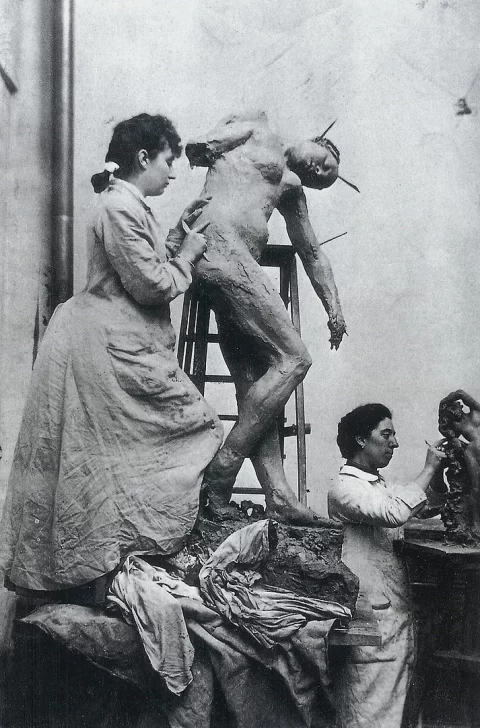 William-Elborne-Camille-Claudel-y-Jessie-Lipscomb-en-el-estudio-de-Auguste-Rodin-1887-480x728