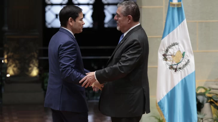 Rubio finaliza visita en Guatemala y sale para República Dominicana