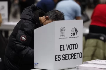 Se inicia la votación en la jornada de elecciones generales de Ecuador