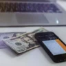 El dólar sigue subiendo y se cambia este martes a 63.08 pesos