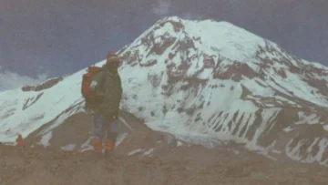 Dos argentinas encuentran la mochila de su padre, un alpinista fallecido hace 40 años