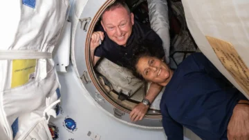 Quiénes son Suni Williams y Butch Wilmore, los dos astronautas que alistan su regreso a la Tierra tras 9 meses varados en el espacio