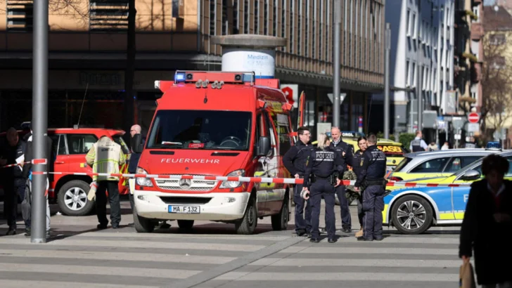 Al menos un muerto y varios heridos tras atropellamiento masivo en Alemania