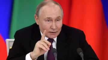 Putin está de acuerdo en que los combates en Ucrania deben terminar pero dice que la propuesta debe conducir a una 'paz duradera'