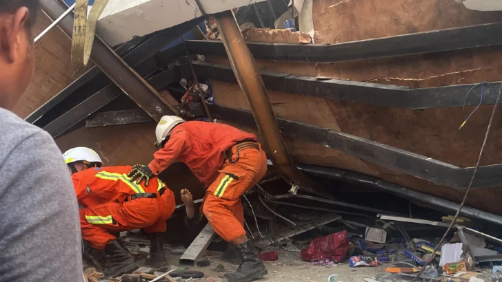 La junta militar birmana cifra en 200 muertos y 730 heridos las víctimas por el terremoto