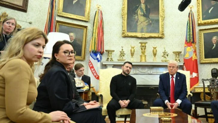 Cómo vieron desde dentro del Despacho Oval el enfrentamiento Zelensky-Trump dos periodistas del Servicio Ucraniano de la BBC