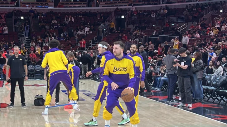 Los Lakers se autodestruyen Los Lakers se autodestruyen
