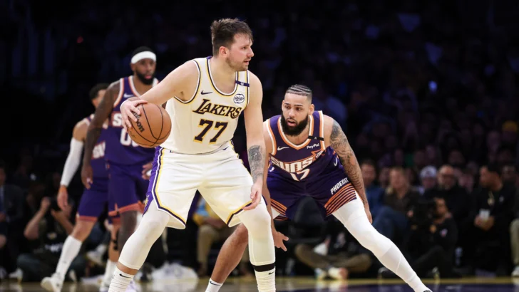 Los Lakers arrasan, los Rockets remontan 25 puntos y Nuggets ganan a Warriors sin Jokic Los Lakers arrasan, los Rockets remontan 25 puntos y Nuggets ganan a Warriors sin Jokic