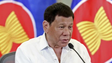 El expresidente filipino Rodrigo Duterte celebró su primera audiencia por videoconferencia ante la CPI