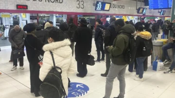 Hallazgo de una bomba de la Segunda Guerra paraliza en París la mayor estación de trenes de Europa
