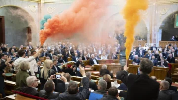 El Parlamento húngaro aprueba una ley que prohíbe la Marcha del Orgullo