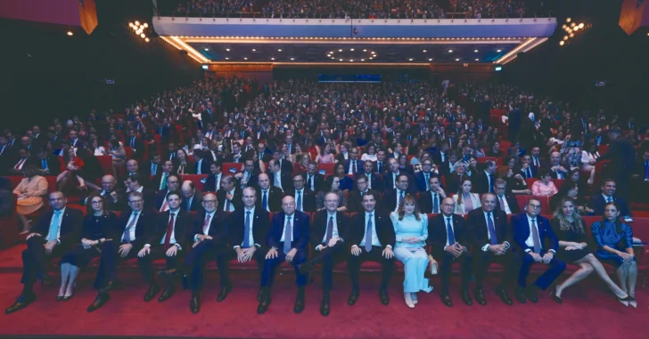BPD_004-En-la-Reunion-Anual-de-Gerentes-son-reconocidos-los-aportes-extraordinarios-los-logros-alcanzados-y-la-practica-de-valores-728x381 BPD_004-En-la-Reunion-Anual-de-Gerentes-son-reconocidos-los-aportes-extraordinarios-los-logros-alcanzados-y-la-practica-de-valores-728x381