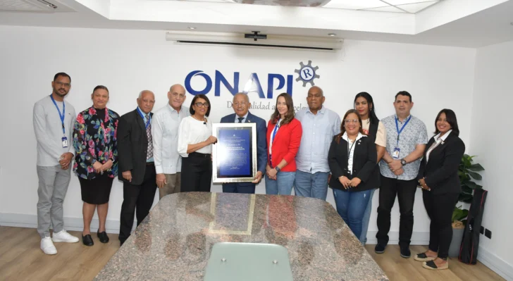 Onapi recibe reconocimiento otorgado por la Digeig