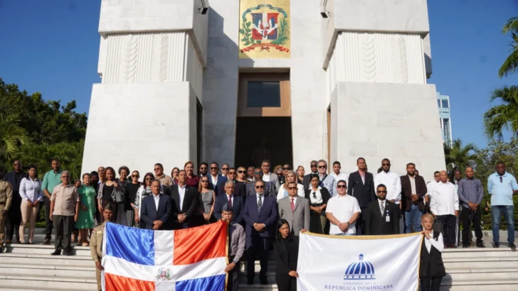 Modesto Guzmán anuncia relanzamiento de Desarrollo de la Comunidad