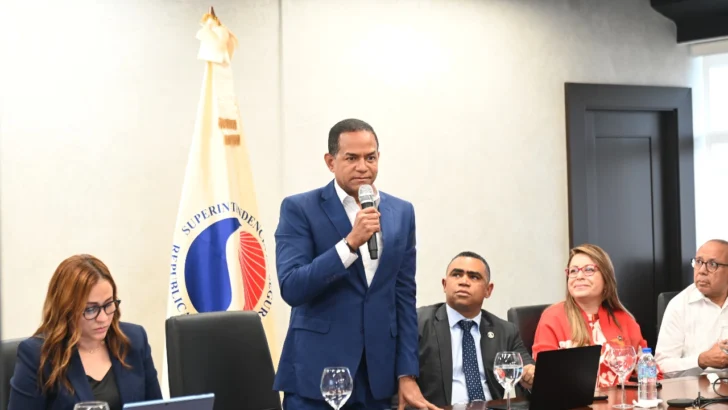 Superintendencia de Seguros presenta metodología para la elaboración de notas técnicas